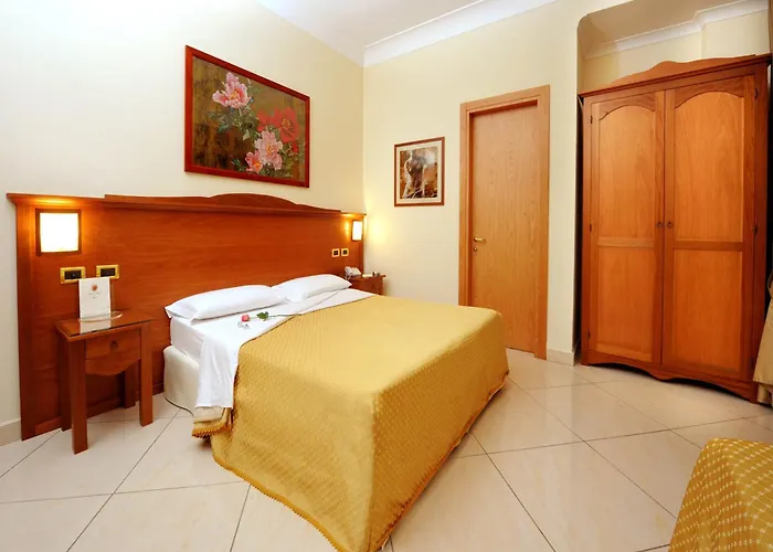 ブォーノ ホテル ナポリ