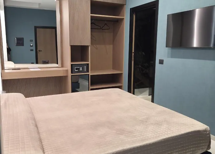 ブォーノ ホテル ナポリ