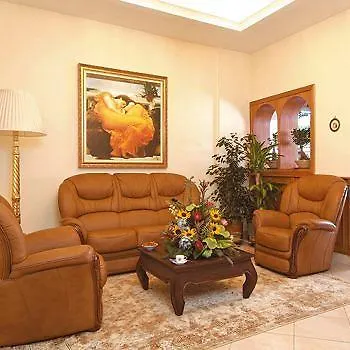 ブォーノ ホテル